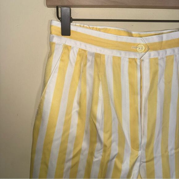 VNTG TAIL vacation striped resort wear high waisted shorts 8 - Picture 3 of 4